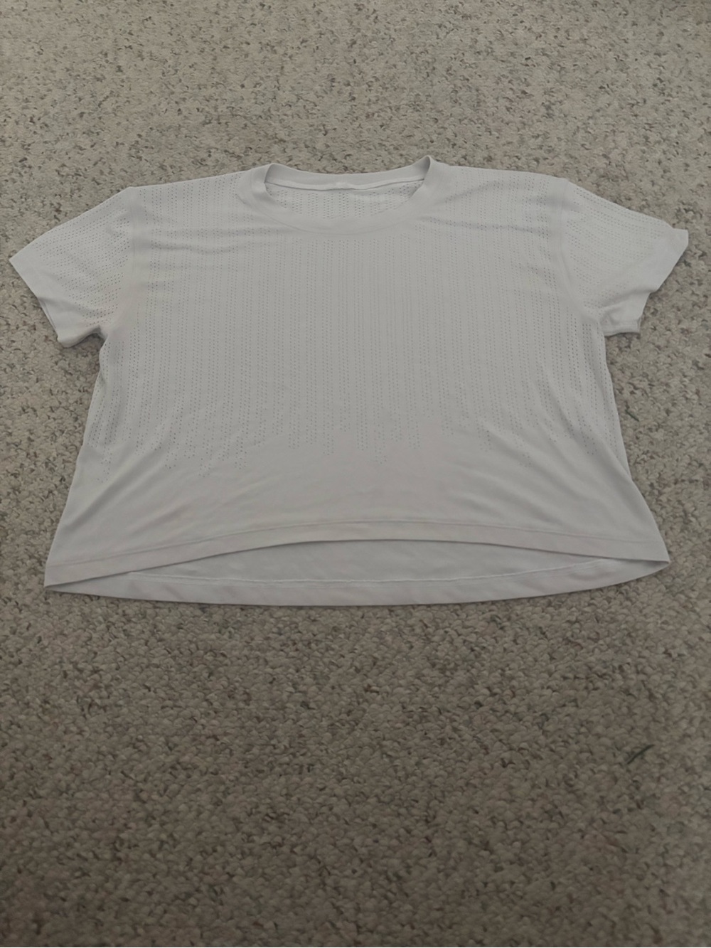 lululemon white cropped tee